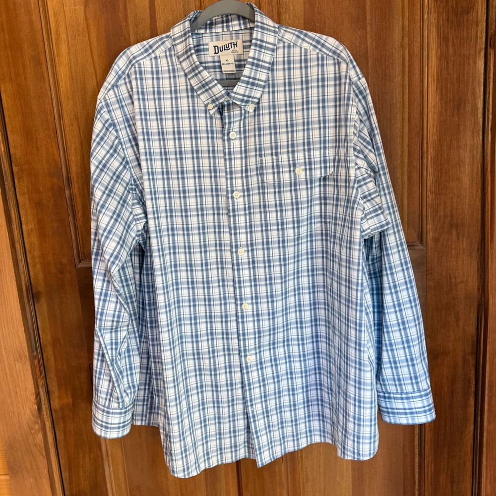 Duluth Trading Mens XL Relaxed Fit Blue Plaid CoolMax Stretch Button Down Shirt